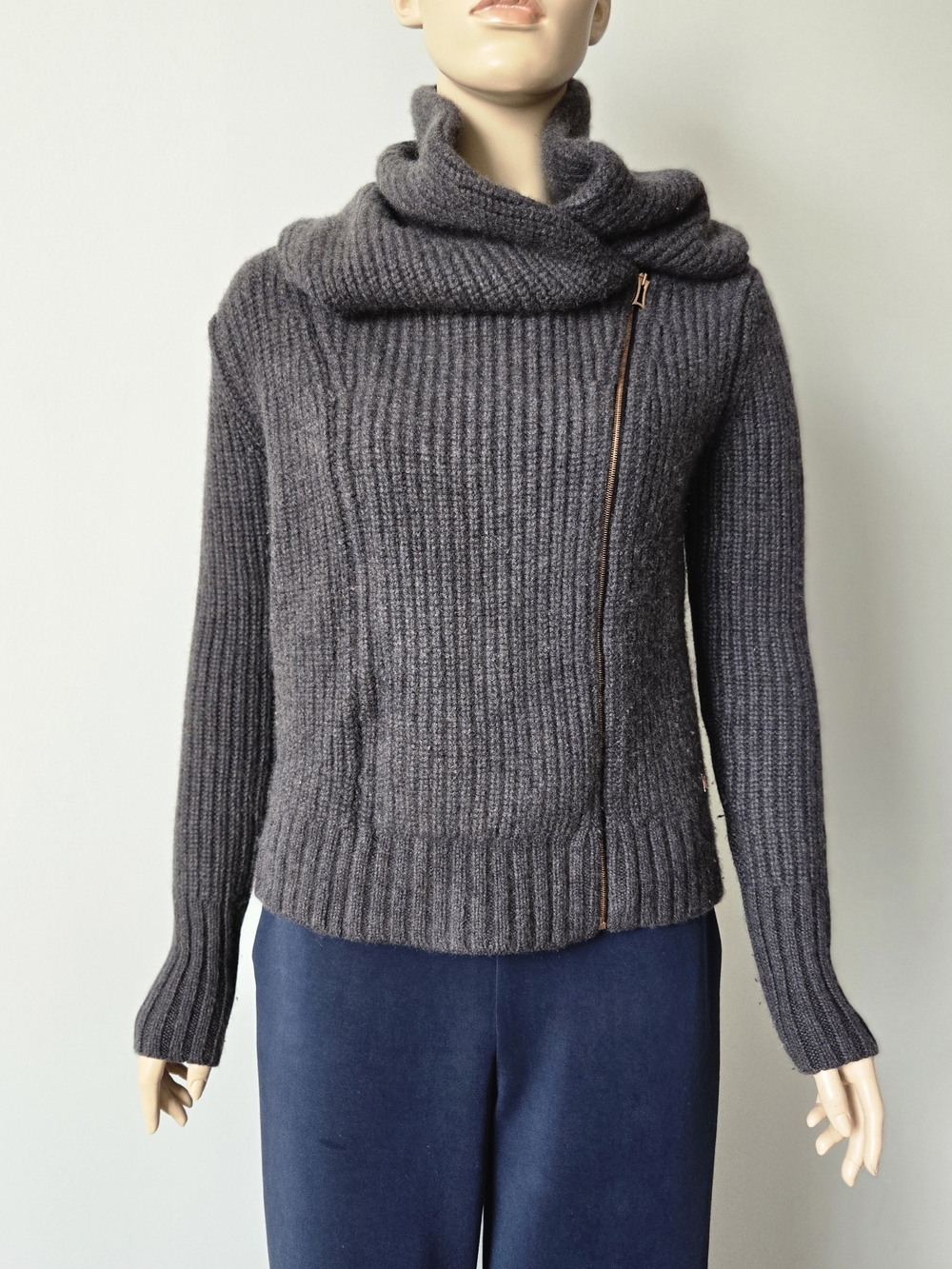 Cashmere Kit and Ace Charcoal Ribbed Cowl-Neck Zip Sweater S/M